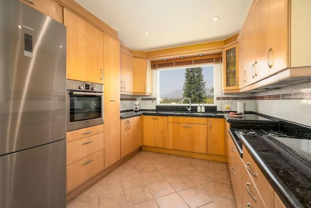 Private Villa In Elviria Marbella